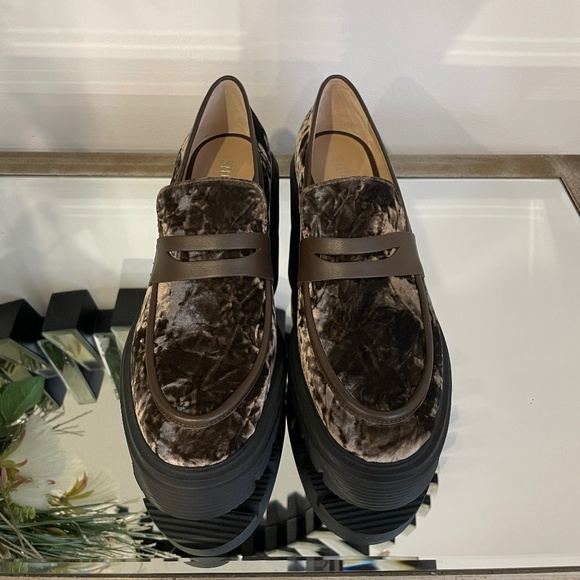 Stuart Weitzman - Crushed Velvet Loafers - Picture 2 of 4